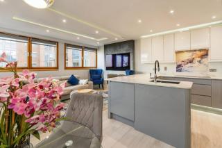 Modern 2 Double Bedrooms peaceful flat with roof terrace and parking - Londra - 7