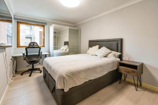 Modern 2 Double Bedrooms peaceful flat with roof terrace and parking - Londra - 5