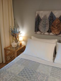 Andromache City Center Cozy Apartment - 6