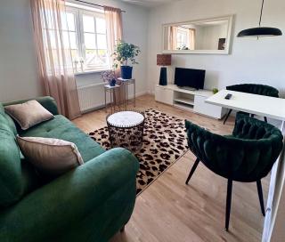 Schön gelegene und gemütliche Ferienwohnung am Weserufer - Brema - 0
