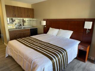 Princess Motel - Bobcaygeon - 5