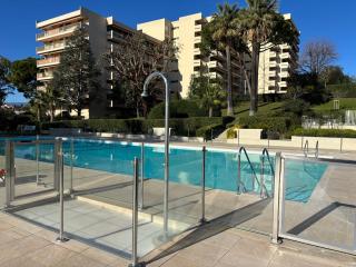 2 pièces centre Juan moderne avec piscine tennis - 8