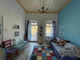 Rosy House - Sými - 0