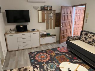 Apartman Relax - Okrug Gornji - 5