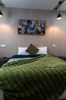 Sonaba Luxury Villa Private Pool, Near Beach, Sleeps - 5