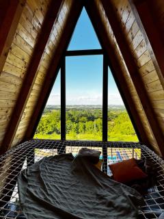 Šarena A-frame kuća sa bazenom - 2