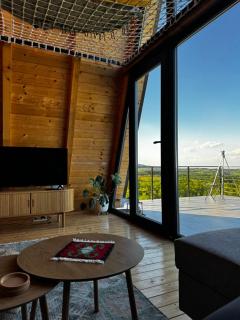 Šarena A-frame kuća sa bazenom - 8