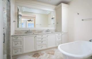 Beachfront Penthouse with Gulf Views in Barefoot - Bonita Springs - 1