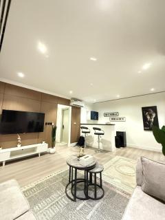 Apartment -Smart Entry- Excellent Location - Riad - 0