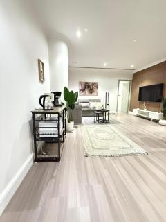 Apartment -Smart Entry- Excellent Location - Riad - 4