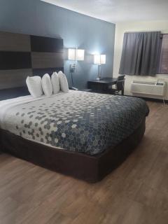econo lodge - San Antonio - 1