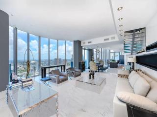 Penthouse with Bay Views in Downtown Miami - Miami - 0
