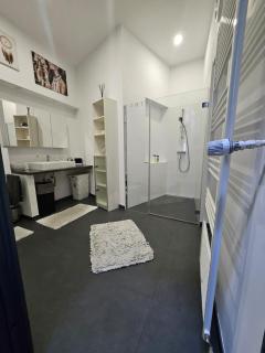 La Petite Blanche - Cologne - 5