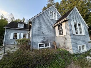 Vancouver Private Room- Beautiful Double Bed & Couch in Spacious Living Room Near UBC, Kerrisdale Shopping Distt- Free Parking - Vancouver - 7