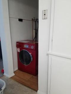 Roomy 1 Bdrm House-Hi-Speed Internet-Great for Cple-Sml Family-Easy to Get About - Whitehall - 1