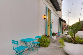 Royal Elysian Guesthouse - 5