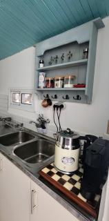 A country house in the city - Petah Tiqwa - 2