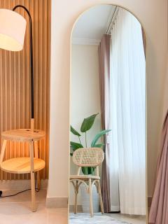 Dubai Marina Promenade 1BR Apartment with Pool near JBR - 1