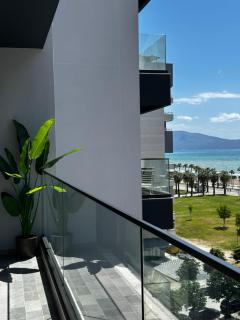LARIMAR Lungomare Vlore - Vlorë - 0