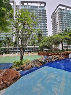 Azure Staycation at Bahamas Tower - Manila - 1