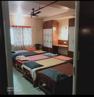 Sridham 100 mts from Sea Beach - Puri - 9