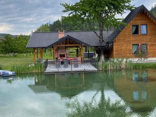 Moonlake Chalet - - 6