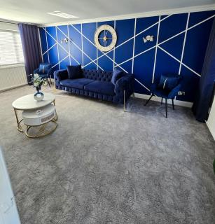 Kettering Spacious Modern Cosy House Contractors - - 2