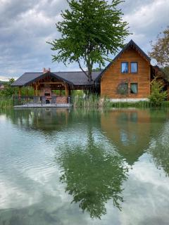 Moonlake Chalet - - 7