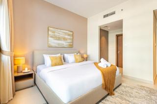 Designer's Finishing - Rooftop Pools - Modern Oasis - Family Heaven - Full Canal Views - Sunset Raha Views - 2 min walk from Space42 Arena - Abu Dhabi - 8