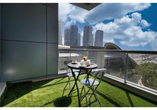 Luxe Vista - Top Location Dubai Marina 1BR - Metro and Beach Access - 0