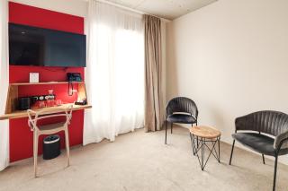 Best Western 11BAUER Paris Saint-Ouen - 9