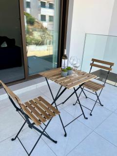 Boutique Apt Estepona - Walk to Beach & Dining - 4