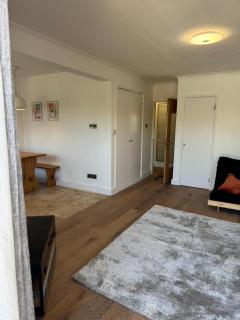 Readsmere Drive, Alderley Edge - Alderley Edge - 2