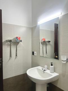 Free Airport Pickup and Modern Villa - 5