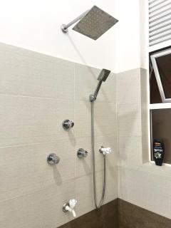 Free Airport Pickup and Modern Villa - 6