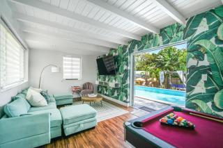 La Playita 4-BR Heated Pool Miami 16 Guests - 0
