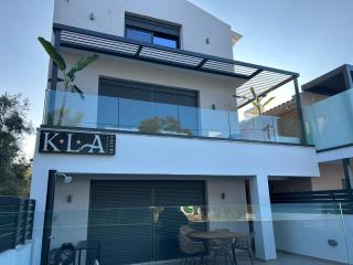 KLA SUITES by PROJECT 86 IKE - Nikiana - 0