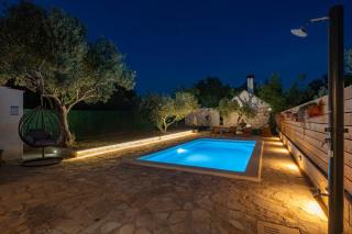 Village house, no neighbors,private forest and pool - Dograde - 6