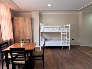 Vila Diora Hostel - Elbasan - 2
