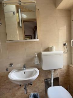 Free breakfast- apartments 50m from beach with washing machine - Baška Voda - 2