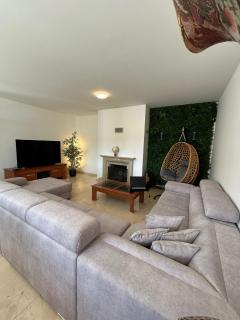 Entire House Room Lisbon - - 7