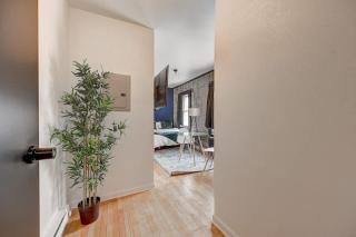Modern Studio McKinley Beach - Brady St Lower East - Milwaukee - 2