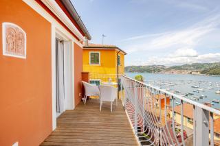 Penthouse-sea view terrace in the historic center - Lerici - 0