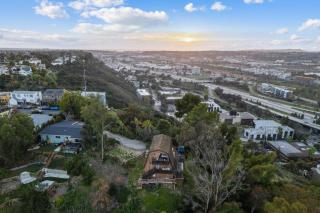 The SeaBarn Vista Views, Hot Tub and Stargazing - 7