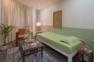 Stylish 800SQFT Luxury Apartment with Theme Room in HKV - Neu-Delhi - 8