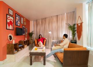Stylish 800SQFT Luxury Apartment with Theme Room in HKV - Neu-Delhi - 6