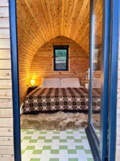 Cosy Cabin with sea view - Broad Haven - 0