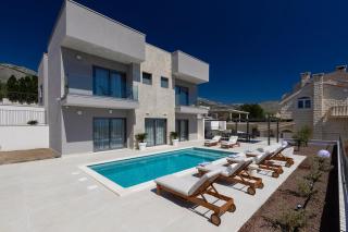 Terra House-5 star Modern Escape - Žrnovnica - 1