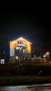 Kashmiri kitchens hotel - Gudauri - 0