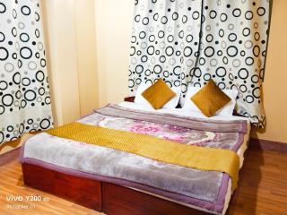 Snow Cap Regency - 8